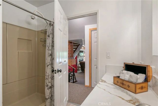 841 Cottage Grove Road, Lake Arrowhead, CA 92352