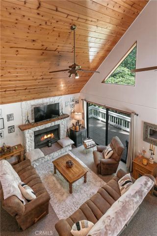 841 Cottage Grove Road, Lake Arrowhead, CA 92352
