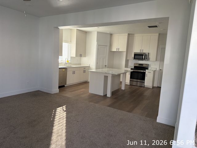 2744 E RIATA ALY, Eagle Mountain, UT 84005