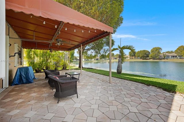 2002 SE 17th Avenue, Homestead, FL 33035