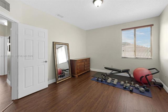 2002 SE 17th Avenue, Homestead, FL 33035