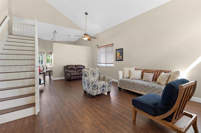 2002 SE 17th Avenue, Homestead, FL 33035