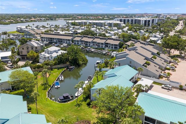 5619 MIDNIGHT PASS ROAD 503, Sarasota, FL 34242