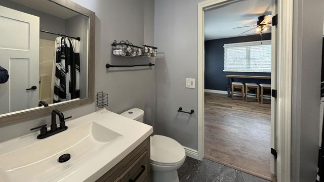 5235 W Forest Trail, Rockford, IL 61109