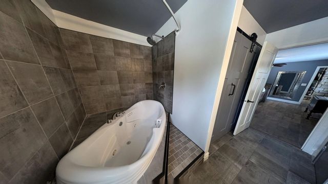 5235 W Forest Trail, Rockford, IL 61109