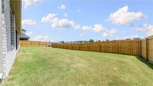 748 Jenison Road, Tontitown, AR 72762