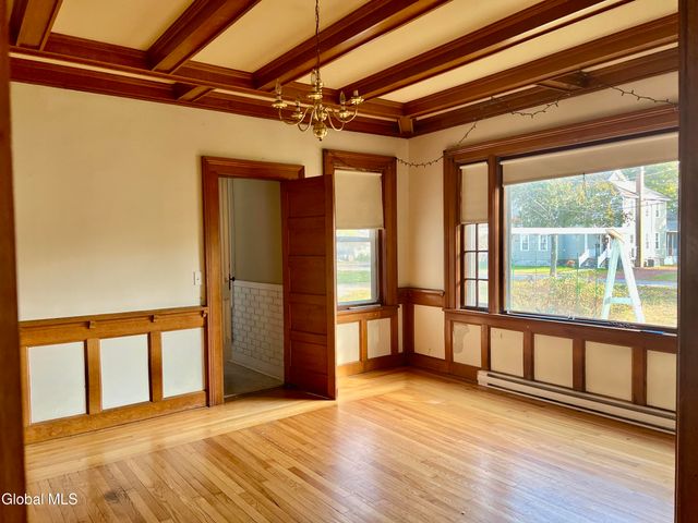 2 Quaker Street, Granville, NY 12832