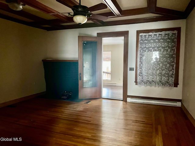 2 Quaker Street, Granville, NY 12832