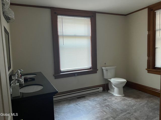 2 Quaker Street, Granville, NY 12832