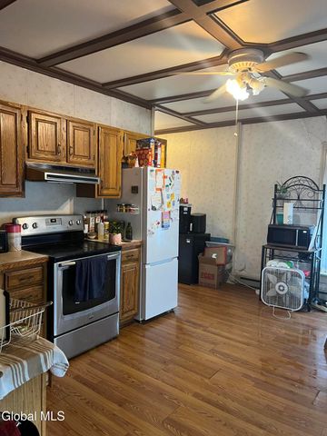 2 Quaker Street, Granville, NY 12832