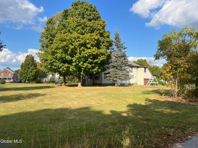 2 Quaker Street, Granville, NY 12832