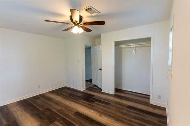 1285 Clark Road, Gainesville, TX 76240