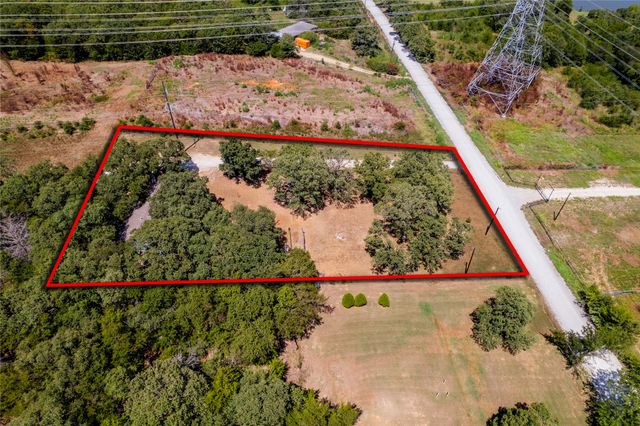 1285 Clark Road, Gainesville, TX 76240