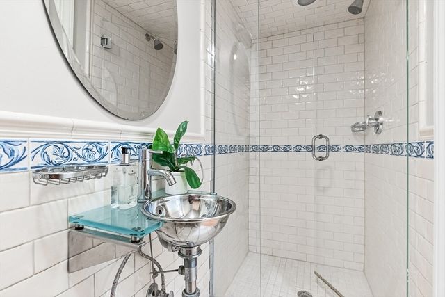 30 2nd Street A&B, Cambridge, MA 02141