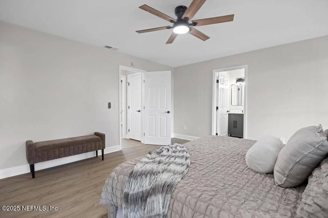 1647 WINDY OAKS Drive, Jacksonville, FL 32225