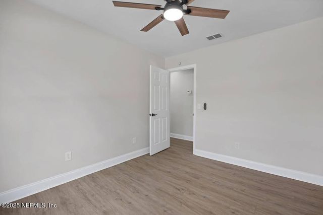 1647 WINDY OAKS Drive, Jacksonville, FL 32225