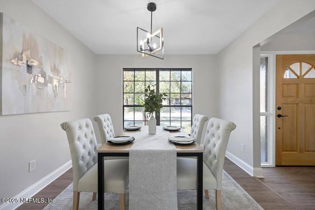 1647 WINDY OAKS Drive, Jacksonville, FL 32225