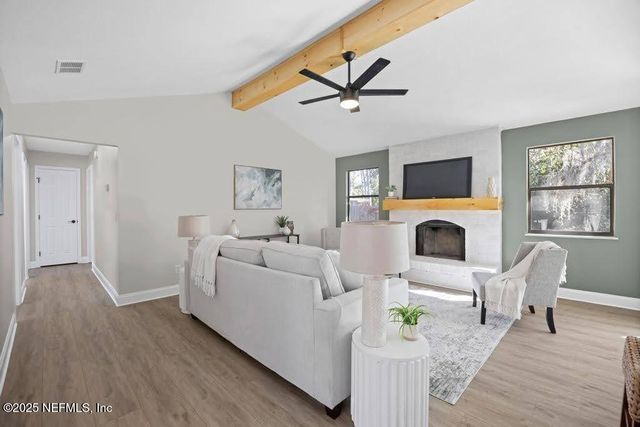 1647 WINDY OAKS Drive, Jacksonville, FL 32225