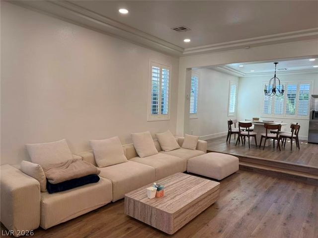 605 Runbridge Street, Las Vegas, NV 89144