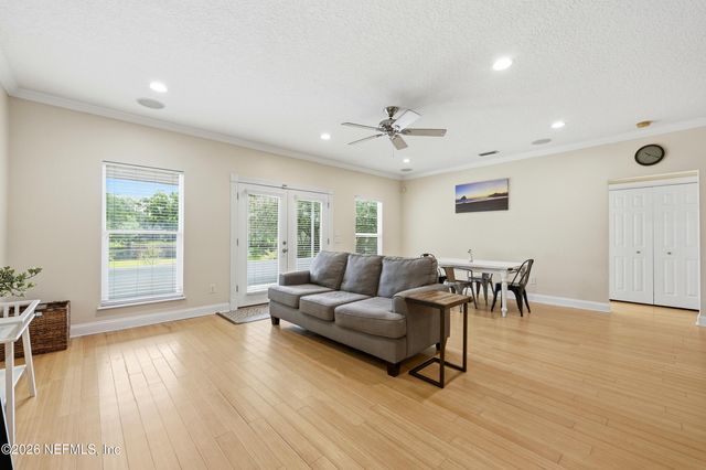 209 PEREGRINE Court, Jacksonville, FL 32225