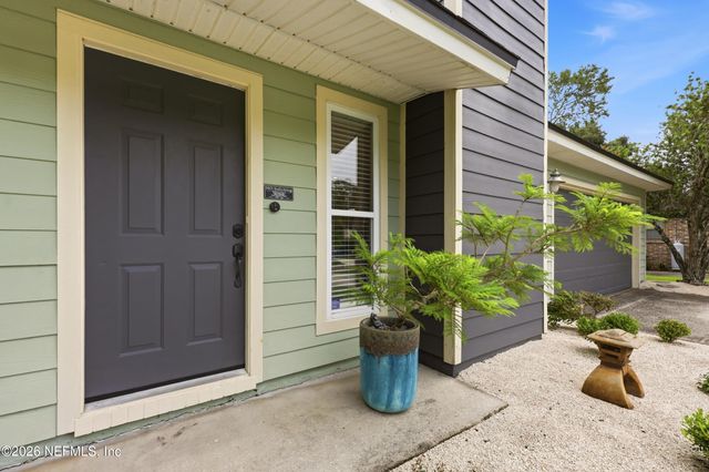 209 PEREGRINE Court, Jacksonville, FL 32225