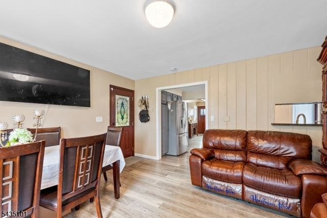 54 Sycamore Dr, Belleville Twp., NJ 07109