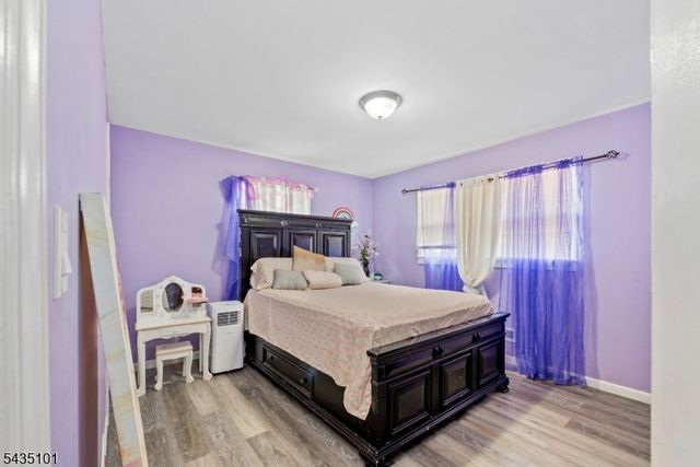 54 Sycamore Dr, Belleville Twp., NJ 07109
