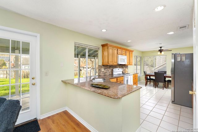 14619 hillside, San Antonio, TX 78233