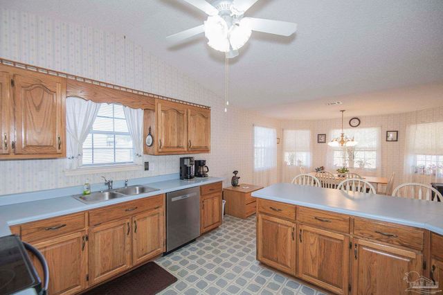 4412 Bellwood Cir, Pace, FL 32571