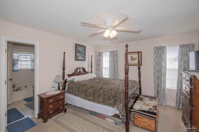 4412 Bellwood Cir, Pace, FL 32571