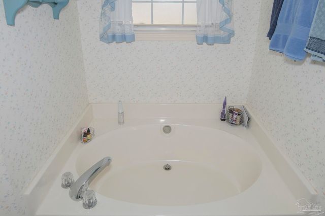 4412 Bellwood Cir, Pace, FL 32571