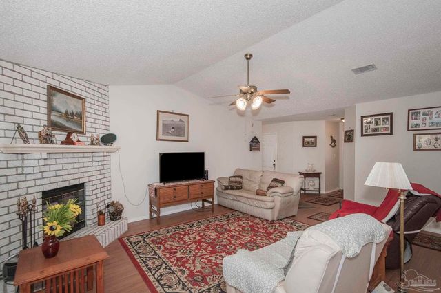 4412 Bellwood Cir, Pace, FL 32571