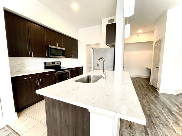 2222 Smith Street 238, Houston, TX 77002