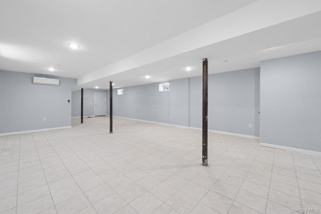 223-12 134th Road, Laurelton, NY 11413