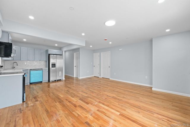 223-12 134th Road, Laurelton, NY 11413