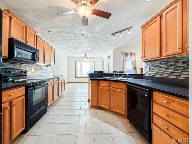 109 Benham Drive, Millstadt, IL 62260