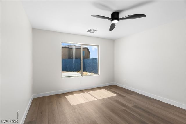 6575 Shining Sand Avenue, Las Vegas, NV 89142