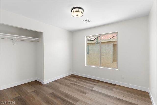 6575 Shining Sand Avenue, Las Vegas, NV 89142