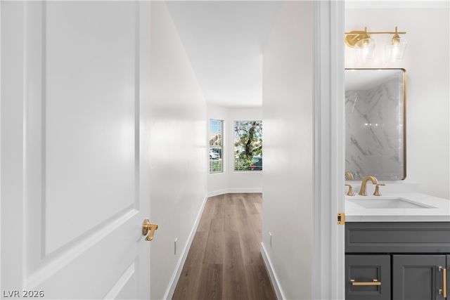 6575 Shining Sand Avenue, Las Vegas, NV 89142