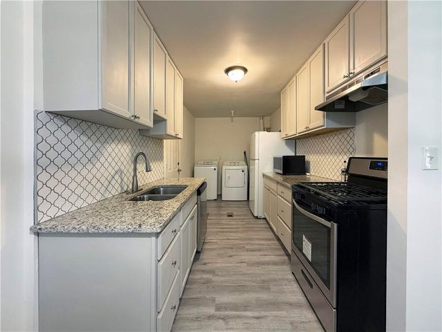 2621 Abner Place NW, Atlanta, GA 30318