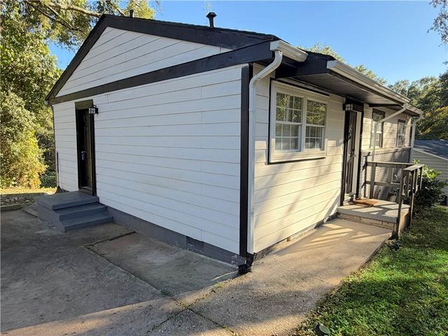 2621 Abner Place NW, Atlanta, GA 30318