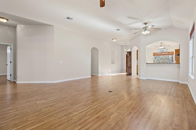 715 Enchanted Rock TRL, Georgetown, TX 78633