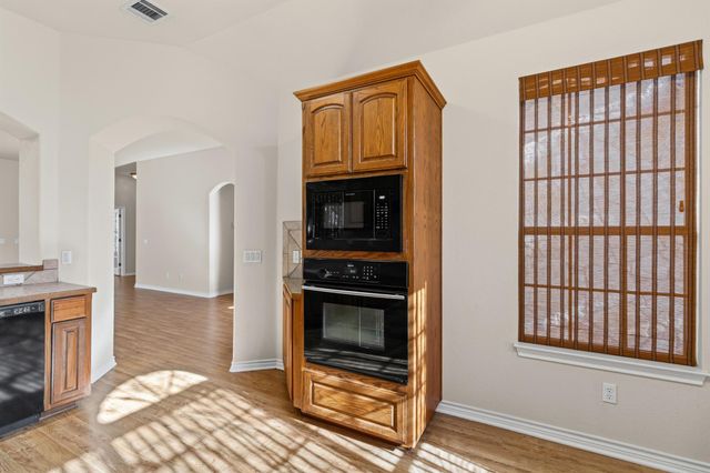 715 Enchanted Rock TRL, Georgetown, TX 78633