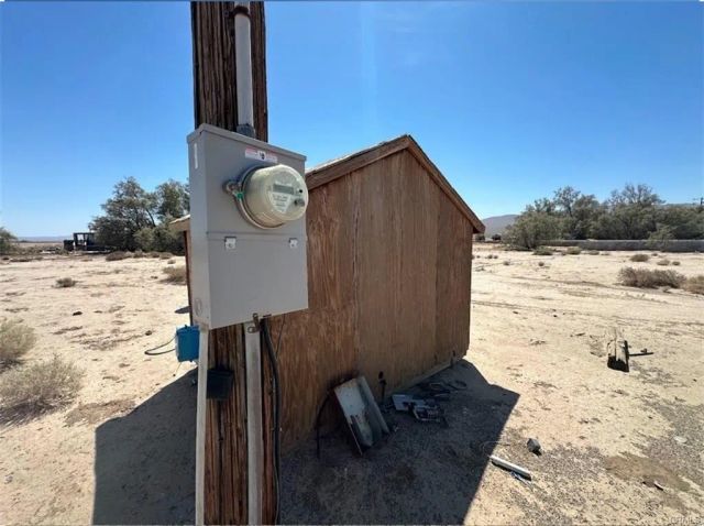 30453 Berry, Newberry Springs, CA 92365