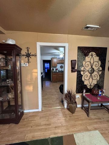 6424 Teague Drive, Dallas, TX 75241