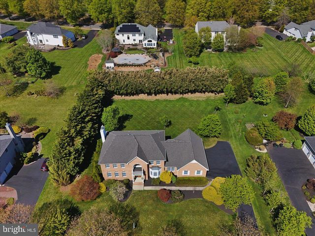 10 JEWEL RD, Princeton Junction, NJ 08550
