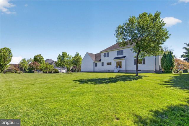 10 JEWEL RD, Princeton Junction, NJ 08550