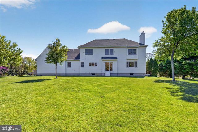 10 JEWEL RD, Princeton Junction, NJ 08550