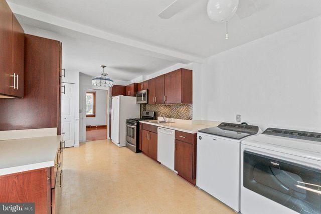 14 RIDGEMOOR RD, Baltimore, MD 21221