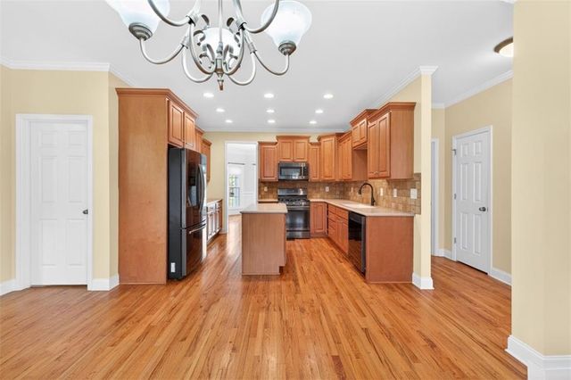 81 Emma Circle, Hoschton, GA 30548